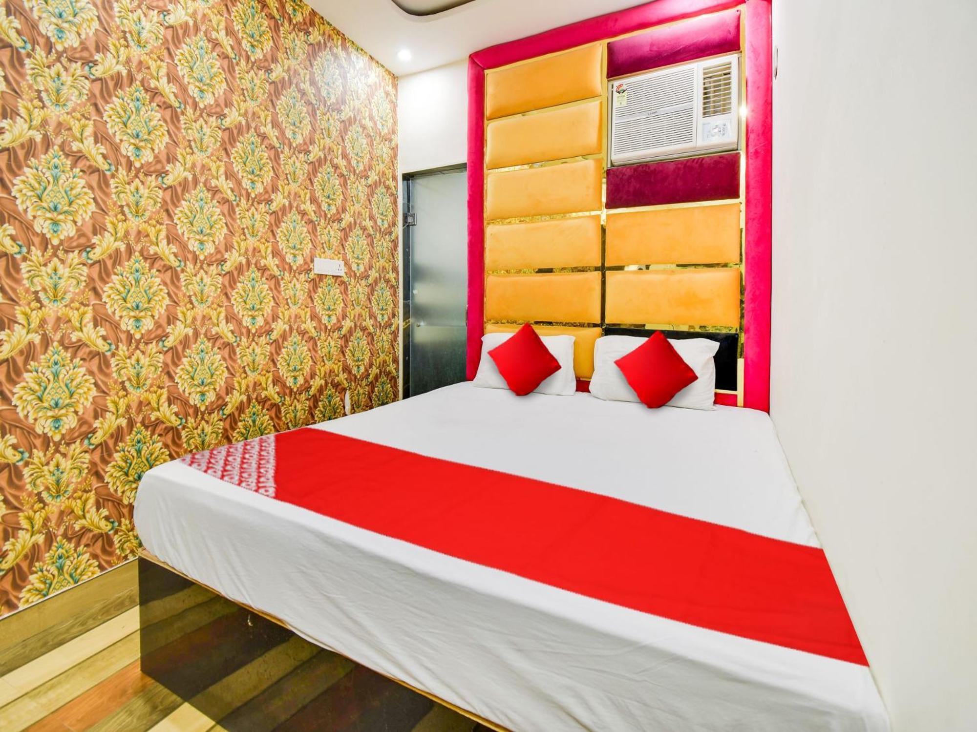 Hotel O Double Rr Nuova Delhi Esterno foto